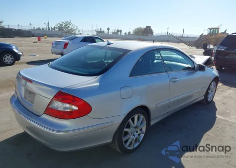 2007 Mercedes-Benz Clk 350 из США, поврежденный, VIN WDBTJ56H27F216085